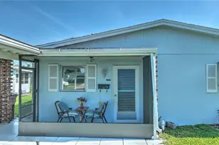 2201 Croton Ct, Lehigh Acres, FL 33936 - Photo 29