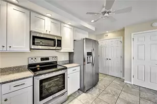 4265 Island Cir, Fort Myers, FL 33919 - Photo 13
