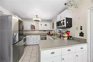 1526 NE 4th Ter, Cape Coral, FL 33909 - Photo 21