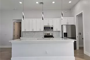 1425 NW 1st St, Cape Coral, FL 33993 - Photo 9