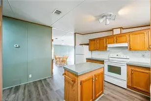 1000 Kings Hwy, Punta Gorda, FL 33980 - Photo 3