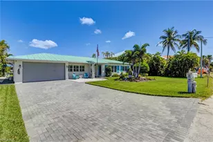 131 Egret St, Fort Myers Beach, FL 33931 - Photo 37