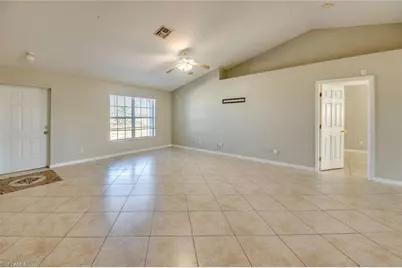 122 NW 9th Ter, Cape Coral, FL 33993 - Photo 3