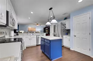 12840 Havenridge Cir, Fort Myers, FL 33912 - Photo 11