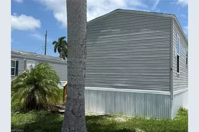 12120 Cactus Dr, Fort Myers, FL 33908 - Photo 13