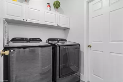 805 SW 8th Ct, Cape Coral, FL 33991 - Photo 15