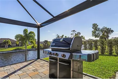 805 SW 8th Ct, Cape Coral, FL 33991 - Photo 41