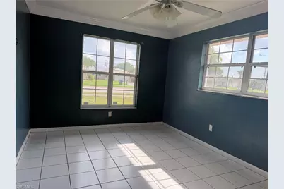 4143 Country Club Blvd, Cape Coral, FL 33904 - Photo 5