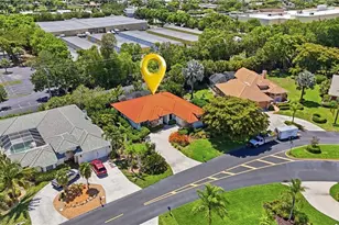 28360 Del Lago Way, Bonita Springs, FL 34135 - Photo 3