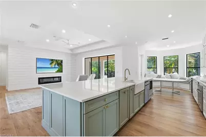 28360 Del Lago Way, Bonita Springs, FL 34135 - Photo 15