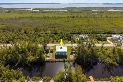 3811 Crestwell Ct, Saint James City, FL 33956 - Photo 3
