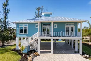 3811 Crestwell Ct, Saint James City, FL 33956 - Photo 5