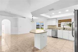 116 SW 28th Terrace, Cape Coral, FL 33914 - Photo 9