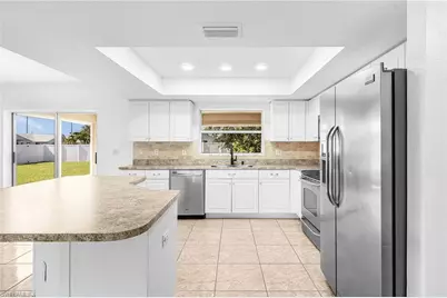 116 SW 28th Ter, Cape Coral, FL 33914 - Photo 7