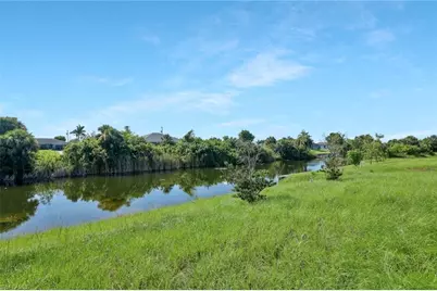 1801 NE 27th St, Cape Coral, FL 33909 - Photo 17