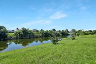1801 NE 27th St, Cape Coral, FL 33909 - Photo 17