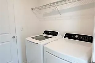 4007 San Clemente Ct, North Fort Myers, FL 33917 - Photo 13