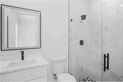 467 NE 5th Ave, Cape Coral, FL 33909 - Photo 17