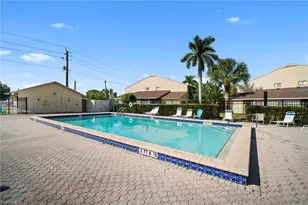 5272 Cedarbend Dr, Fort Myers, FL 33919 - Photo 21