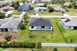 2827 SW 2nd Ln, Cape Coral, FL 33991 - Photo 9