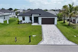 2827 SW 2nd Ln, Cape Coral, FL 33991 - Photo 1