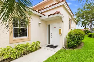 675 Luisa Ln, Naples, FL 34104 - Photo 5
