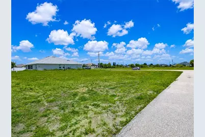 2224 NW 7th Ave, Cape Coral, FL 33993 - Photo 3