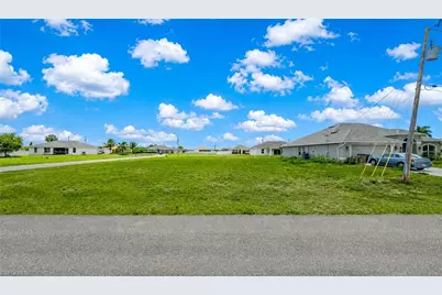 2224 NW 7th Ave, Cape Coral, FL 33993 - Photo 1