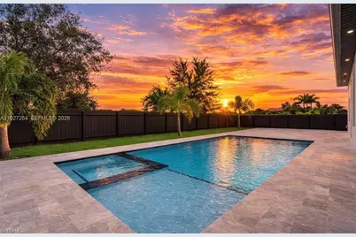 105 SW 33rd Pl, Cape Coral, FL 33991 - Photo 3