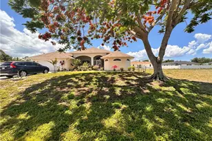 2916 Van Buren Pkwy, Cape Coral, FL 33993 - Photo 39