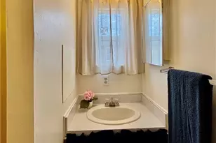 730 Knotty Pine Cir, North Fort Myers, FL 33917 - Photo 29
