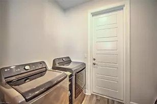 3527 SW 4th Ln, Cape Coral, FL 33991 - Photo 15