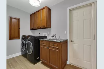 11570 Hampton Greens Dr, Fort Myers, FL 33913 - Photo 33