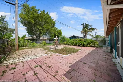 3402 Santa Barbara Blvd, Cape Coral, FL 33914 - Photo 23