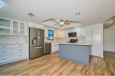 1914 SE 40th Ter #105, Cape Coral, FL 33904 - Photo 9