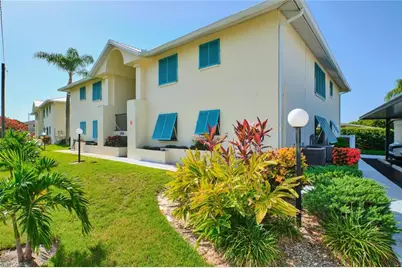 1914 SE 40th Ter #105, Cape Coral, FL 33904 - Photo 1