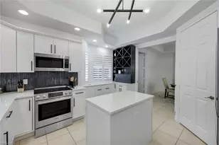 10220 Bellavista Cir, Miromar Lakes, FL 33913 - Photo 5