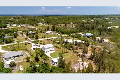 8626 Redwood Dr, Saint James City, FL 33956 - Photo 11