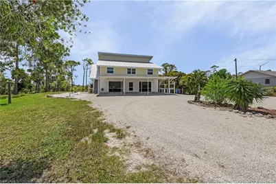 8626 Redwood Dr, Saint James City, FL 33956 - Photo 15