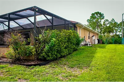 1114 Barfield St E, Lehigh Acres, FL 33974 - Photo 15