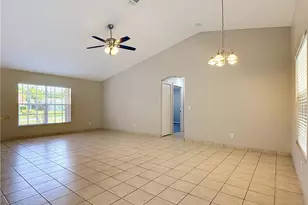 528 SE 27th St, Cape Coral, FL 33904 - Photo 17