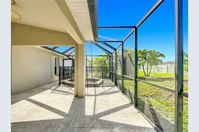 528 SE 27th St, Cape Coral, FL 33904 - Photo 41