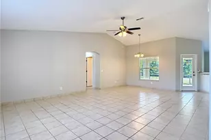 528 SE 27th St, Cape Coral, FL 33904 - Photo 7