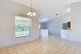 528 SE 27th St, Cape Coral, FL 33904 - Photo 13