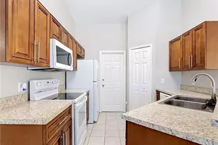 528 SE 27th St, Cape Coral, FL 33904 - Photo 21