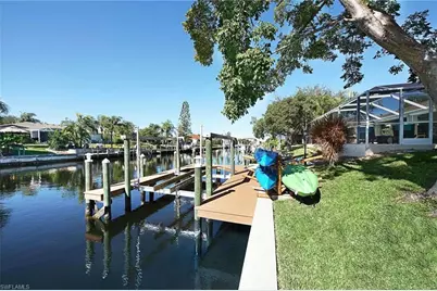 4138 SW 5th Ave, Cape Coral, FL 33914 - Photo 3
