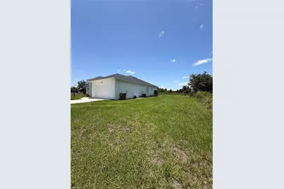 813 Highland Ave, Lehigh Acres, FL 33972 - Photo 3