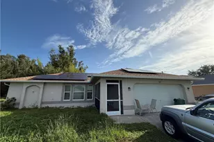 827 NE 17th Terrace, Cape Coral, FL 33909 - Photo 3