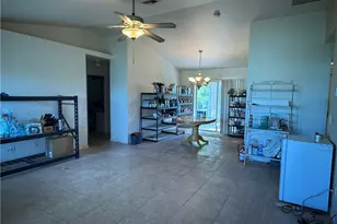 827 NE 17th Terrace, Cape Coral, FL 33909 - Photo 7