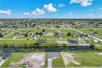 2622 NE 1st Pl, Cape Coral, FL 33909 - Photo 3